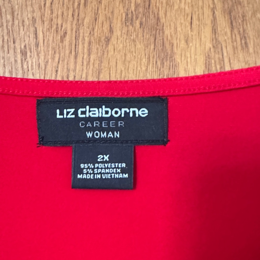 Liz Claiborne Vibrant Red Scoop Neck Blouse - Picture 2 of 3